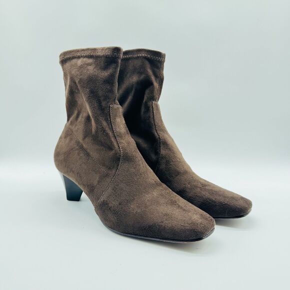 Donald Pliner Boots Womens 8 Ankle Bootie Brown Suede Stretch Heels Sock Bootie - Picture 1 of 11